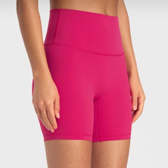 All in motion Women's Pink High rise Athletic 6” Plus Shorts Size XXL - Picture 1 of 6